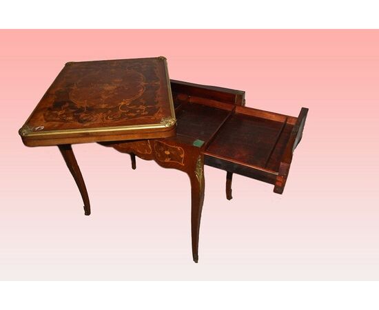Bellissimo tavolino da gioco del 1800 Francese stile Luigi XV intarsiato e con bronzi