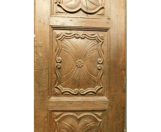 Ptn705 Piedmontese walnut door, period &#39;700, cm264 x 177 x 6     