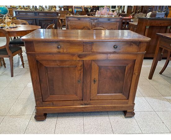 Credenza 