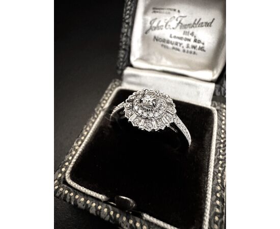 Anello  con  Diamanti  