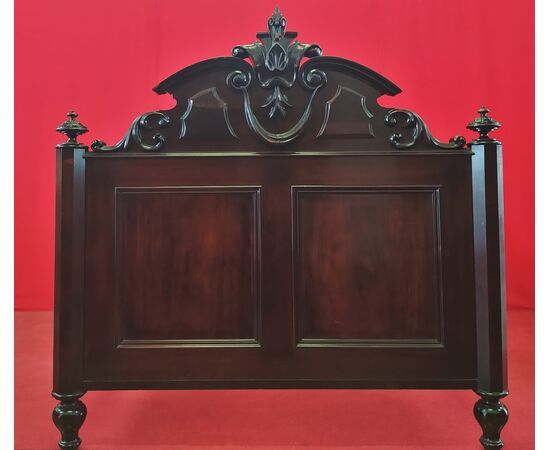 Rosewood bed one and a half square