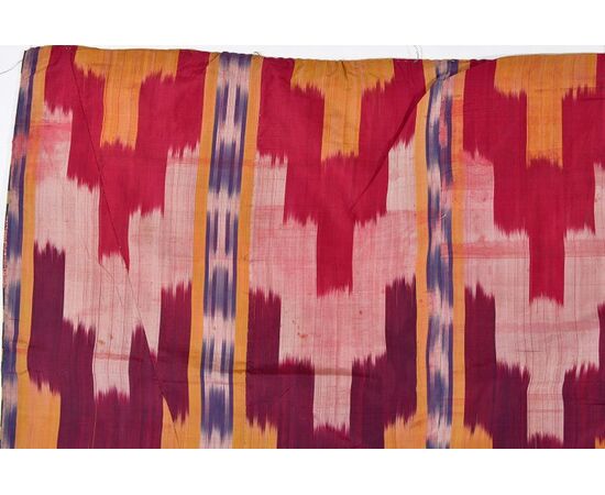 IKAT FERGANA panel in silk and lined with other IKAT     