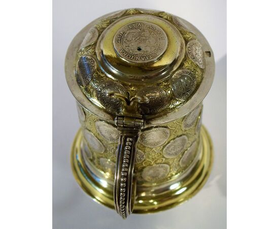 Golden tankard with 38 silver thaler duchy of Saxony (RESERVED)     