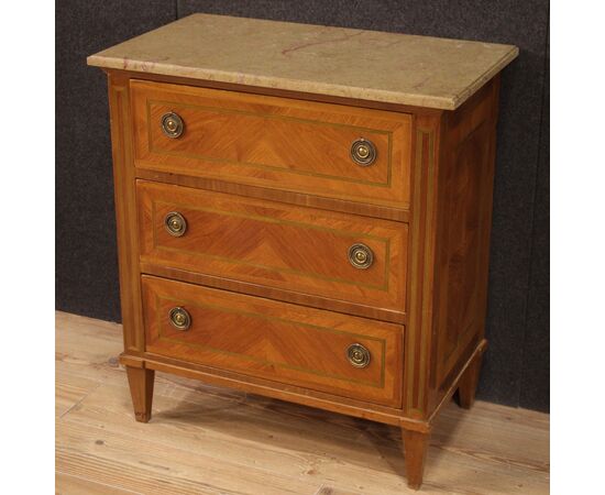 Small French chest of drawers in Louis XVI style 