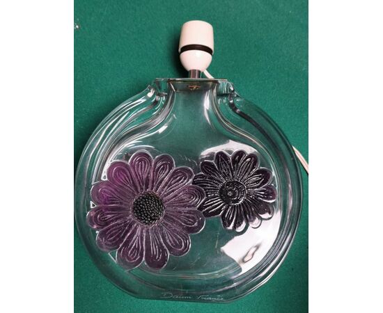 LAMPADA da TAVOLO in cristallo con fiori applicati viola (molto pesante) - Firmata: DAUM FRANCE Anni '70 L max 22  H max 29 cm