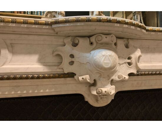 chm425 19th century marble fireplace, meas. max cm 178 xh 112, depth. 43 cm     