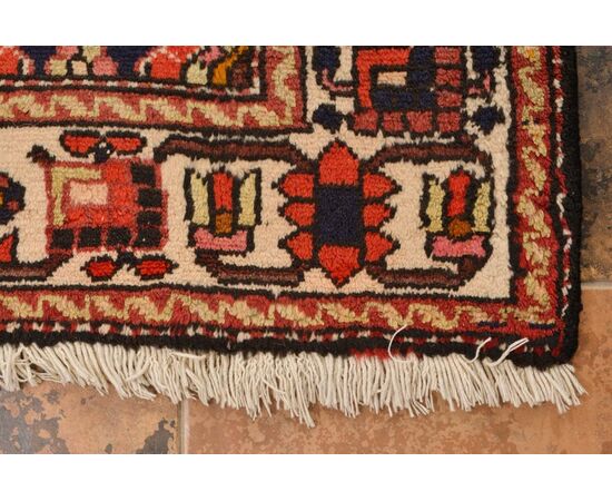 Old manufacture BAKHTIARY carpet - nr. 533 -     