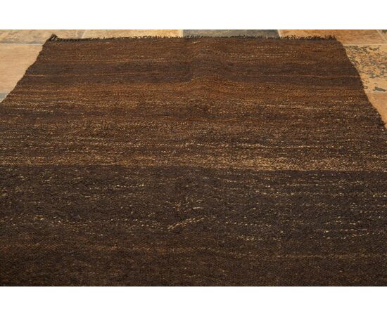 &quot;Primitive&quot; black-brown kilim - nr. 1353 -     