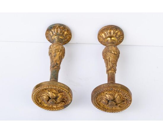 Pair of bronze curtain holders - O / 6840 -     