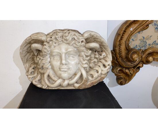 Scultura marmo Medusa