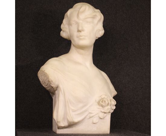 Great marble sculpture bust of woman