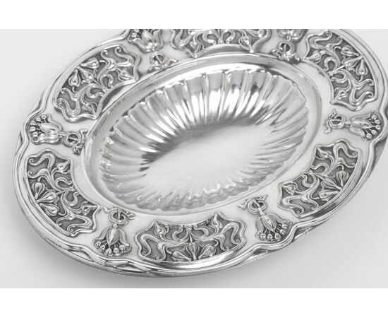 Centro-tavola Liberty ovale in silver plate - n. 1838 -