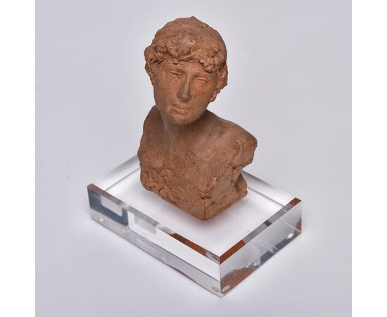 Piccolo busto femminile in terracotta - O/5804 -