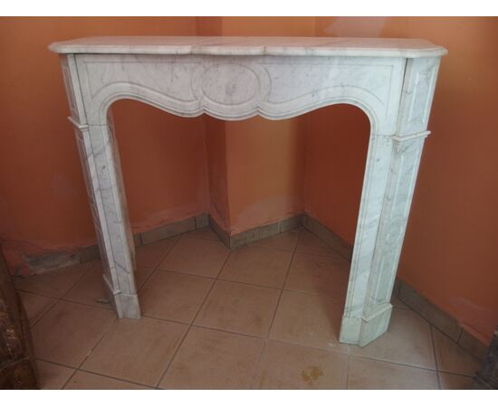 CORNICE IN MARMO BIANCO CARRARA POMPADOUR SEMPLICE EPOCA FINE 800 FRANCIA