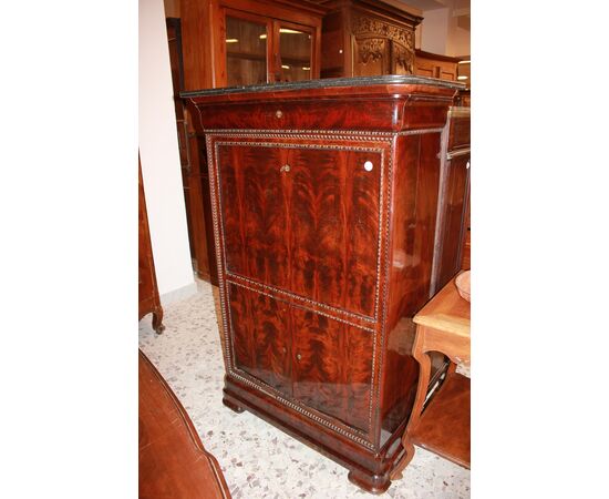 Secretaire stile Carlo X in Piuma di Mogano Francese del 1800 con Marmo