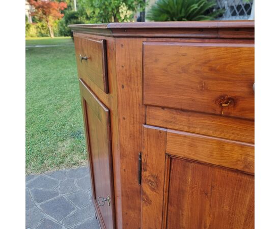 Credenza Scantonata del 1800 Veneta in Ciliegio