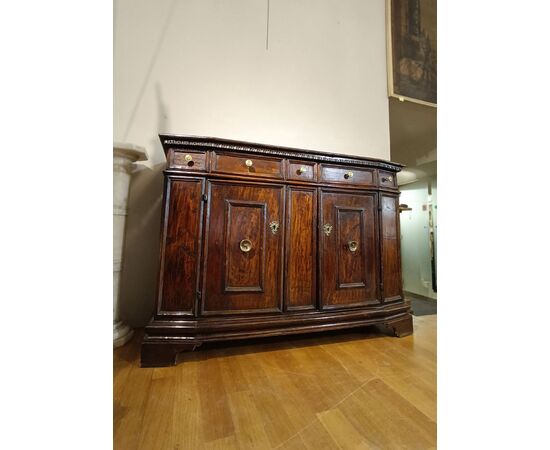 CREDENZA TOSCANA IN NOCE FINE XVI-INIZI XVII SECOLO