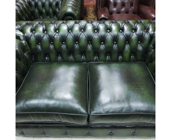 Divano 2 posti chesterfield club nuovo inglese originale in pelle verde 