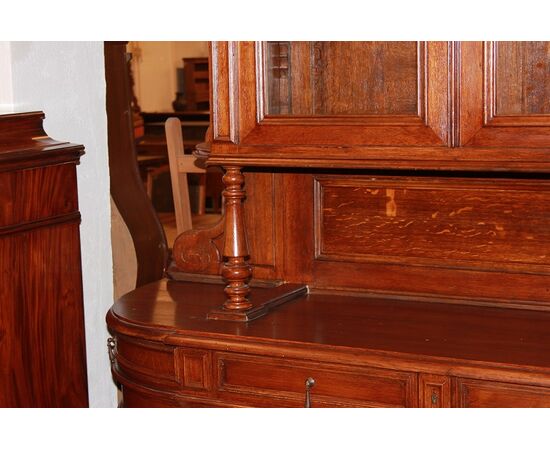 Grande credenza stile Luigi Filippo in legno di Rovere del 1800