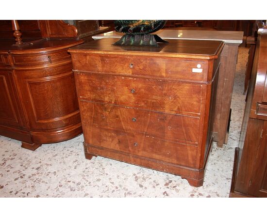 Cassettone Luigi Filippo in noce del 1800 a 4 cassetti