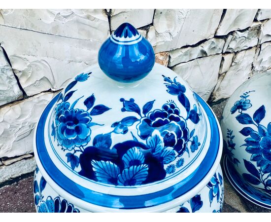 Coppia di vasi con coperchio, Royal Delft, 1988