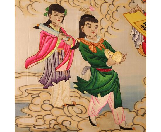 Great 20th century Chinese silk embroidery decorative panel