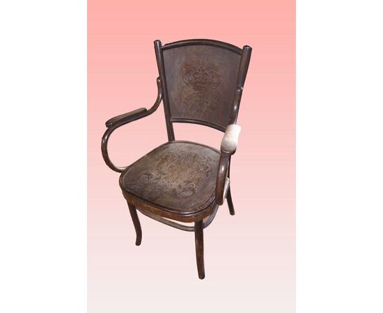 Poltrona Thonet di inizio 1900 con seduta e schienale stampato