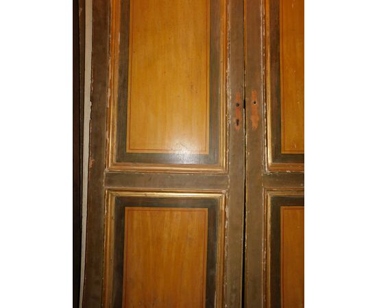 PTL671 - Porta antica in legno laccato, misura cm L 131 x H 265