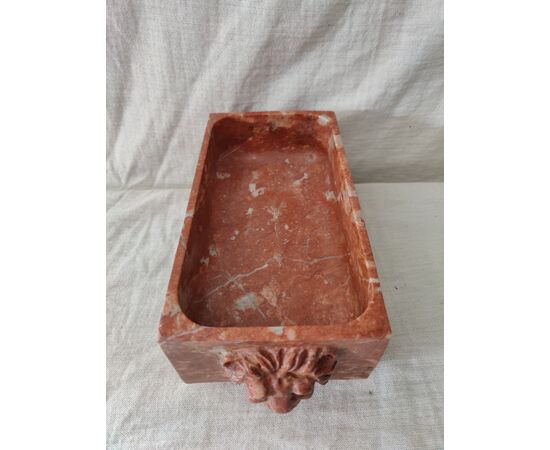 Bellissimo portagioie in marmo rosso Verona con intarsio - 15 x 30 cm