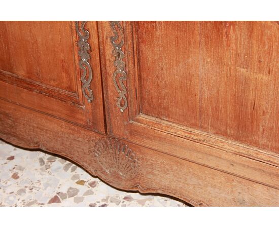 Credenza Provenzale 2 Porte Francese con cassetti in legno di ciliegio con intagli