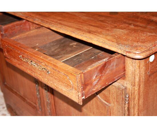 Credenza Provenzale 2 Porte Francese con cassetti in legno di ciliegio con intagli