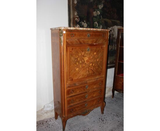 Secretaire francese stile Transizione in legno di Bois de rose con marmo e bronzi XIX secolo