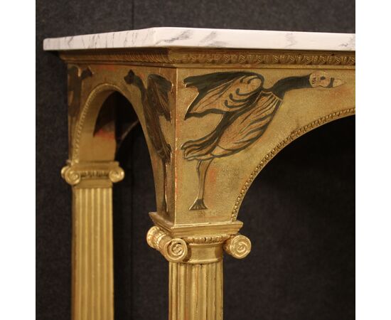 Console in lacquered and gilded wood from the 20th century