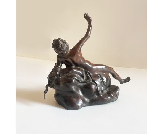 Scultura in bronzo "Satiro a riposo" - metà XX secolo