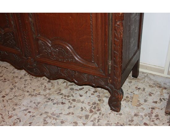 Armadio 2 Porte Riccamente Intagliato in legno di rovere Provenzale Normandia XVIII secolo