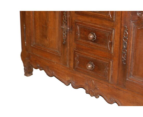 Bellissimo grande credenza doppio corpo del 1700 francese stile Provenzale in legno di rovere