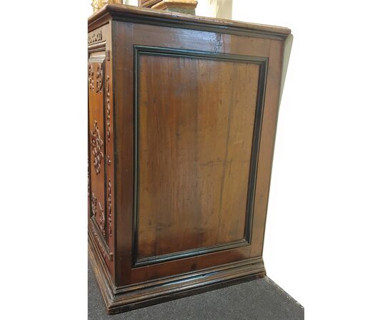 Favolosa credenza a quattro ante