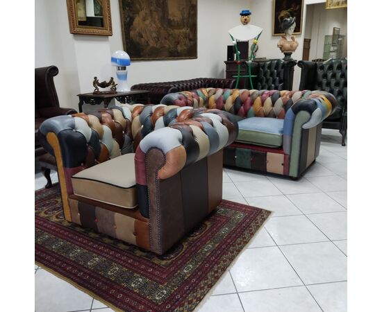 Divani e poltrone chesterfield inglesi originali nuovi e vintage 