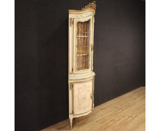 Lacquered, gilded and painted Venetian corner cabinet