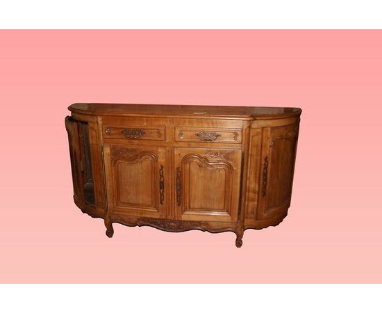 Credenza scantonata francese stile Provenzale in legno di ciliegio intagliato di inizio 1900