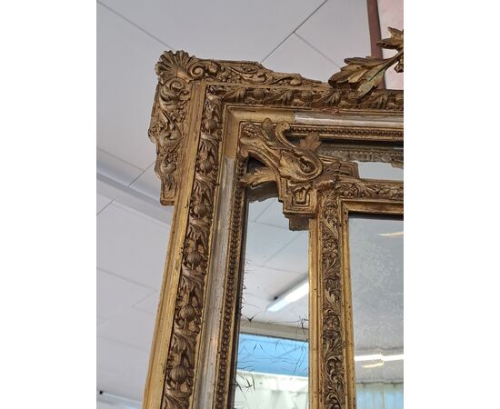 Specchiera del 700 con cornice foglia oro   H 180 - L 110