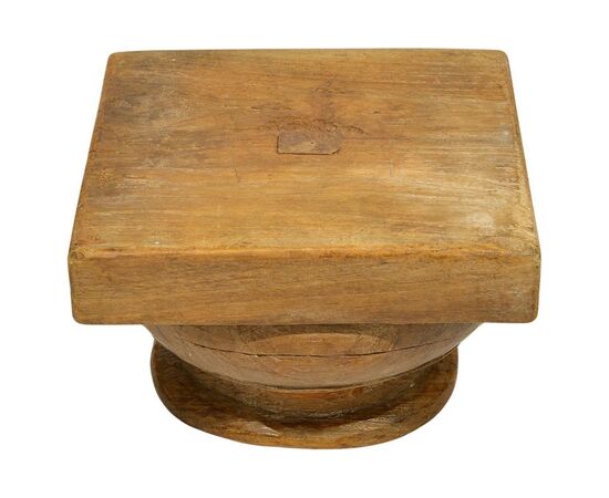 Piccolo capitello in legno di teak - M/353 -