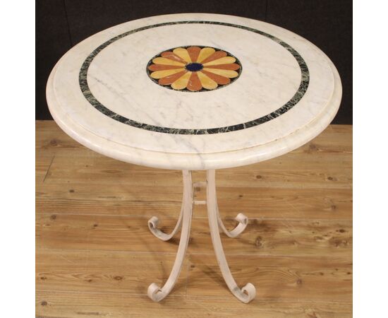 Table in painted iron with inlaid marble top