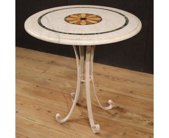 Table in painted iron with inlaid marble top