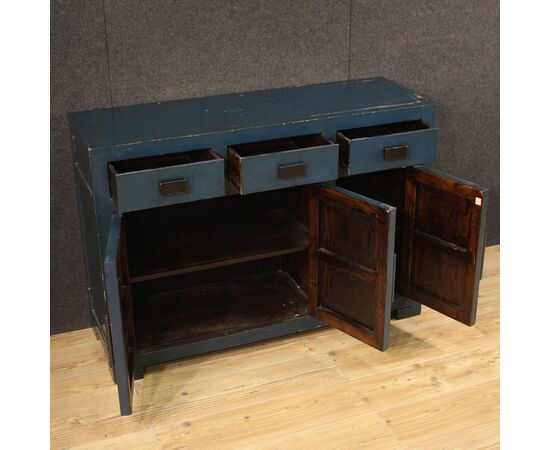 Chinese sideboard in lacquered exotic wood from the 20th century