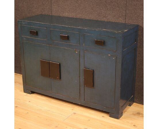 Chinese sideboard in lacquered exotic wood from the 20th century