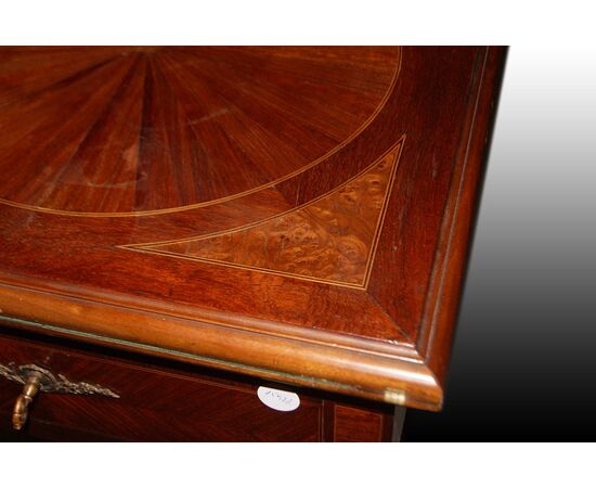 Tavolino da gioco del 1800 Stile Luigi XVI in legno di mogano con intarsi