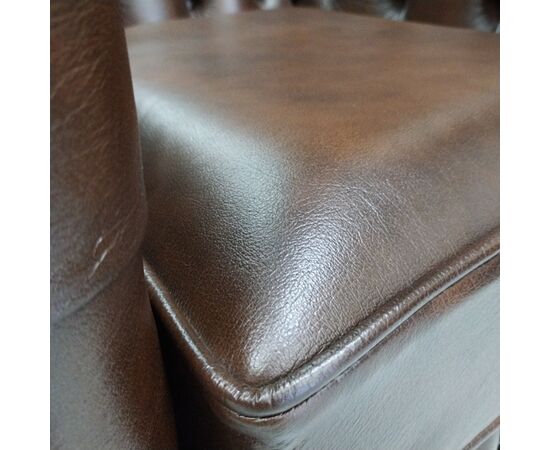 Poltrona chesterfield club inglese originale nuova in pelle marrone 