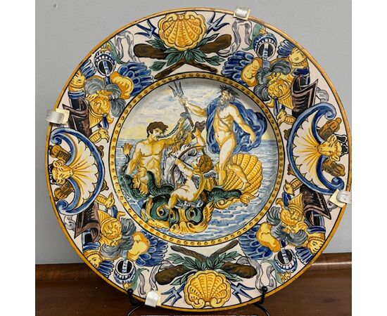 Antico grande piatto maiolica Napoli – Nettuno . Carlo Mollica cm 41 