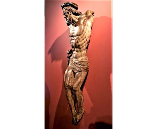 Southern German School, XVI century, Christ Crucified, h. 105 cm